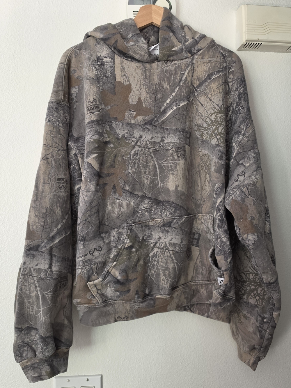 Men's Camouflage Crewneck Hoodie Sweater - Realtree-Style Gray Brown